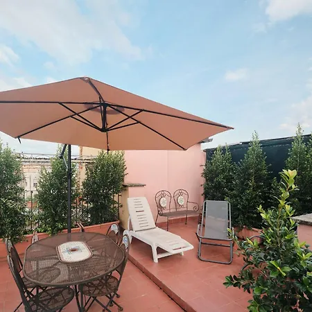 Penthouse With A View Of - 2 Bedrooms And 2 Bathrooms Apartment