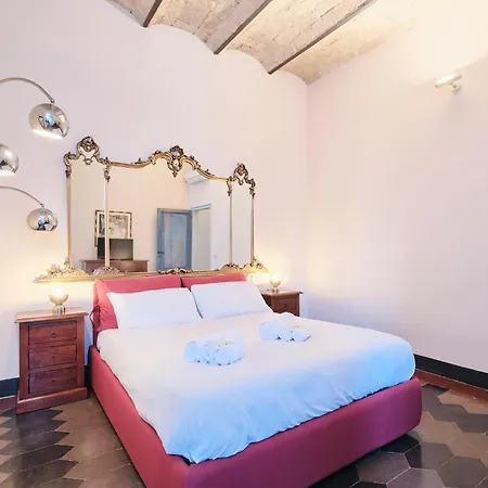 Penthouse With A View Of - 2 Bedrooms And 2 Bathrooms Apartment