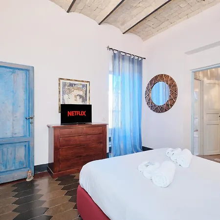 Penthouse With A View Of - 2 Bedrooms And 2 Bathrooms Apartment Rome